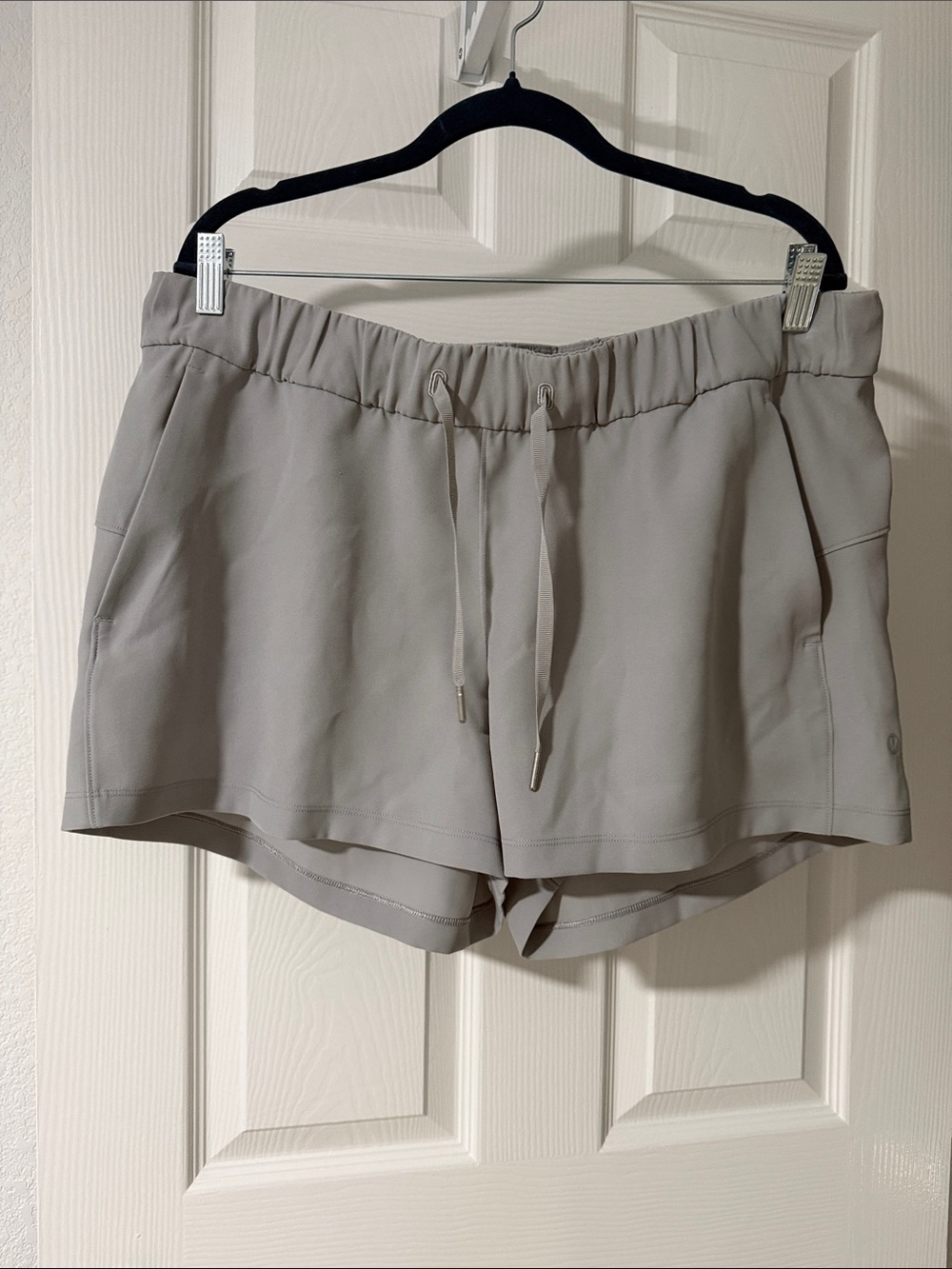 lululemon athletica Light Gray Women's Athletic Drawstring Shorts